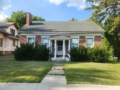 316 W 3rd St, Prophetstown, IL 61277