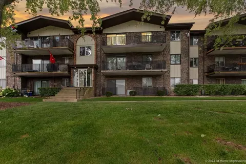 5200 W Midlothian Tpke #124, Crestwood, IL 60445
