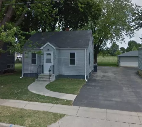 764 Stewart Ave, Elgin, IL 60120