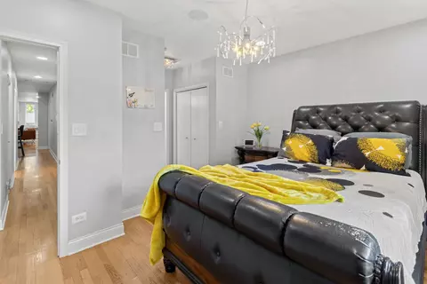 Bedroom - 715 E 41st St #1, Chicago, IL 60653 photo 3 of 3