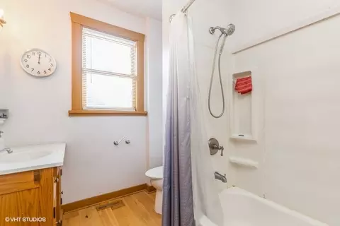 314 Prairie St, Elgin, IL 60120 photo 8