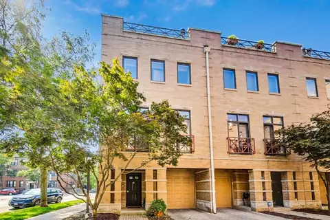 1350 W Byron St #1, Chicago, IL 60613