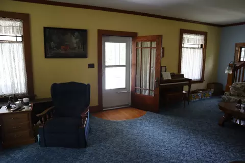 208 Heaton St, Walnut, IL 61376 photo 7