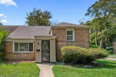 9686 S Luella Ave, Chicago, IL 60617