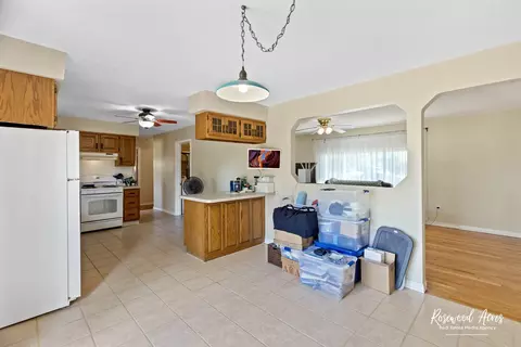 115 E 2740s Rd, Kankakee, IL 60901 photo 8