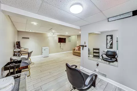 1100 Mount Vernon Ct #C, Wheaton, IL 60189 photo 23