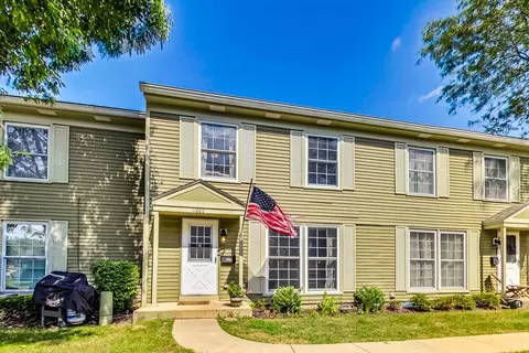 1100 Mount Vernon Ct #C, Wheaton, IL 60189