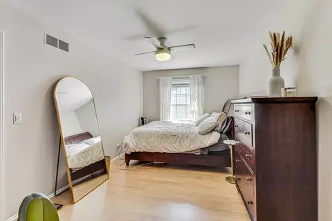 1100 Mount Vernon Ct #C, Wheaton, IL 60189 photo 12