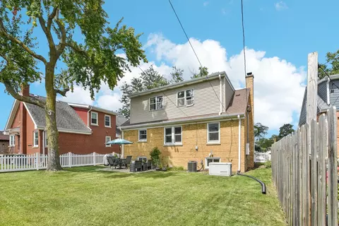 9109 Bartlett Ave, Brookfield, IL 60513 photo 30