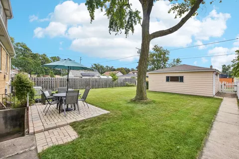 9109 Bartlett Ave, Brookfield, IL 60513 photo 27