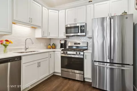 Kitchen - 924 Baltimore St, Mchenry, IL 60050 photo 2 of 2