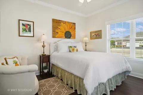 Bedroom - 924 Baltimore St, Mchenry, IL 60050 photo 3 of 3