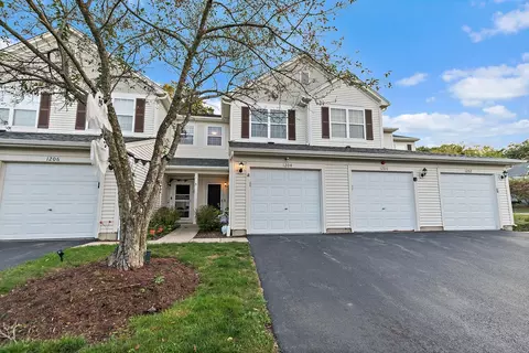 1204 Brookdale Dr #1204, Carpentersville, IL 60110
