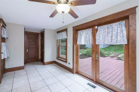 32 E Division St, Lemont, IL 60439 photo 8