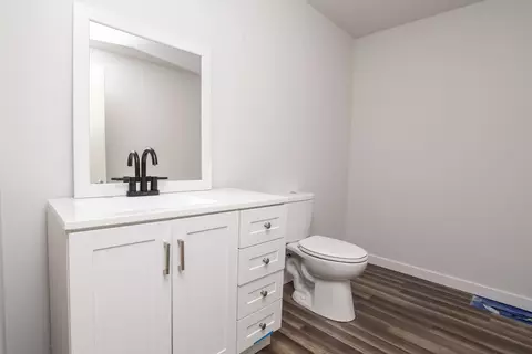 Bath - 5 Fedor Cir, Bloomington, IL 61705 photo 3 of 3