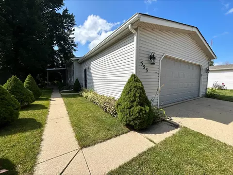 553 Park Ave, Belvidere, IL 61008