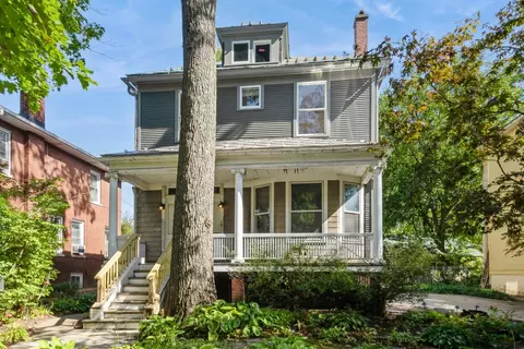 9719 S Vanderpoel Ave, Chicago, IL 60643