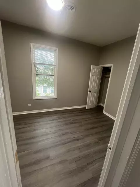 33 E 100th St, Chicago, IL 60628 photo 5