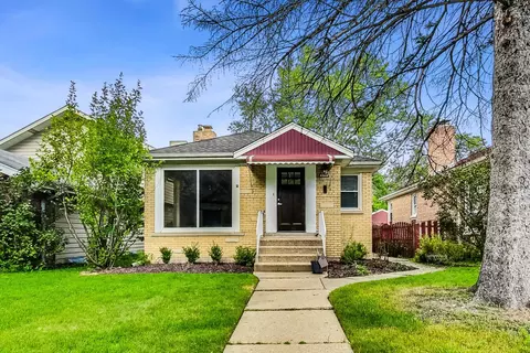 4418 W Bryn Mawr Ave, Chicago, IL 60646