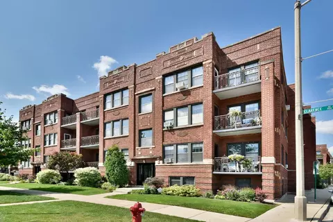 925 Clarence Ave #2, Oak Park, IL 60304