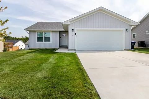 10 Misty Ln, Bloomington, IL 61705