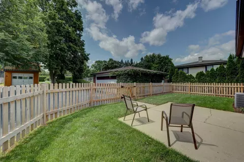 1030 Poplar Ln, Bartlett, IL 60103 photo 20