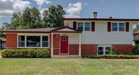 1030 Poplar Ln, Bartlett, IL 60103