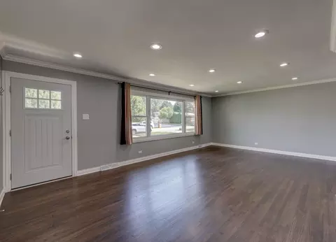 1030 Poplar Ln, Bartlett, IL 60103 photo 6