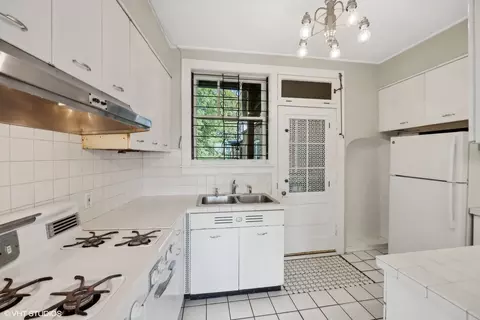 Kitchen - 1518 E 59th St #3A, Chicago, IL 60637 photo 1 of 4