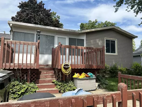 1707 E 5th St, Sterling, IL 61081 photo 4