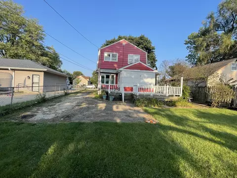Exterior - 1233 S Union St, Aurora, IL 60505 photo 6 of 8