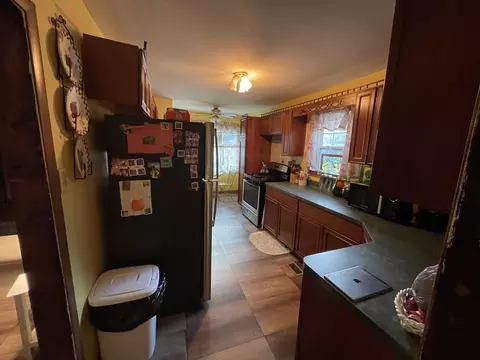 Kitchen - 1233 S Union St, Aurora, IL 60505 photo 2 of 3