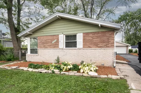 17310 Oketo Ave, Tinley Park, IL 60477