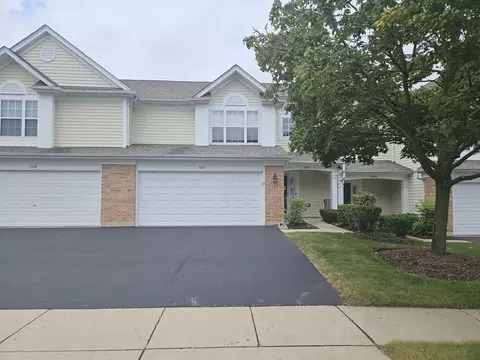 1066 Huntington Ct, Elk Grove Village, IL 60007