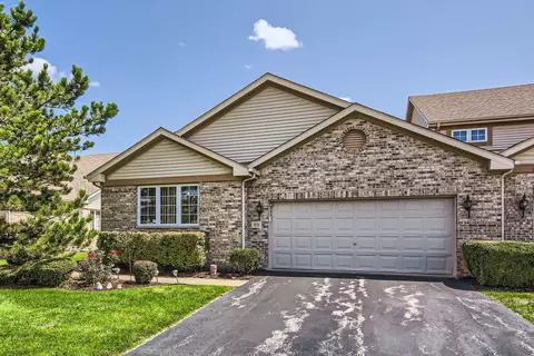 89 Iliad Dr, Tinley Park, IL 60477