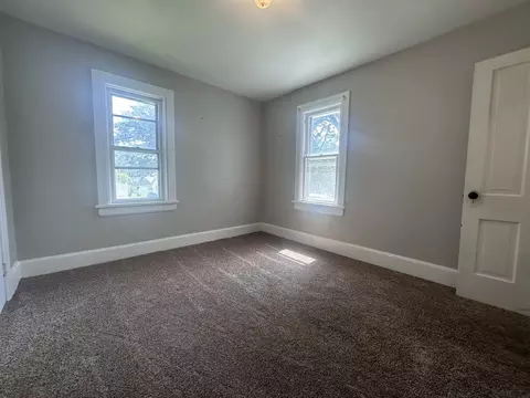 Bedroom - 1007 8th Ave, Sterling, IL 61081 photo 3 of 5