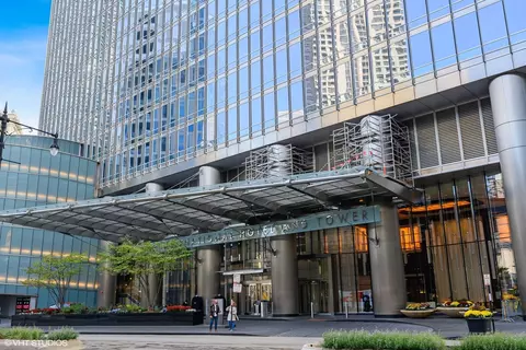 401 N Wabash Ave #77C, Chicago, IL 60611