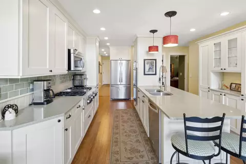Kitchen - 3324 Alethea Dr, Algonquin, IL 60102 photo 2 of 2