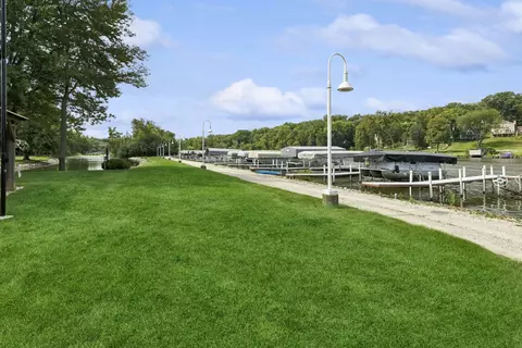 Exterior - 3324 Alethea Dr, Algonquin, IL 60102 photo 4 of 4