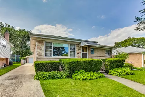 8928 Ottawa Ave, Morton Grove, IL 60053