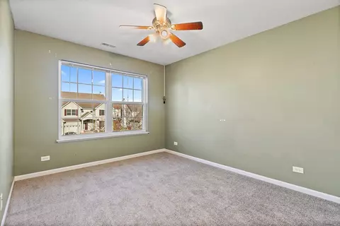 345 Shadow Hill Dr, Elgin, IL 60124 photo 21