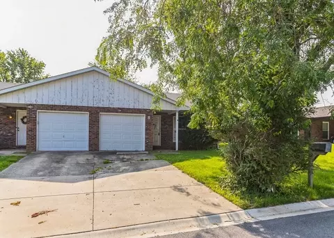 8 Ramona Dr, Belleville, IL 62221 photo 6