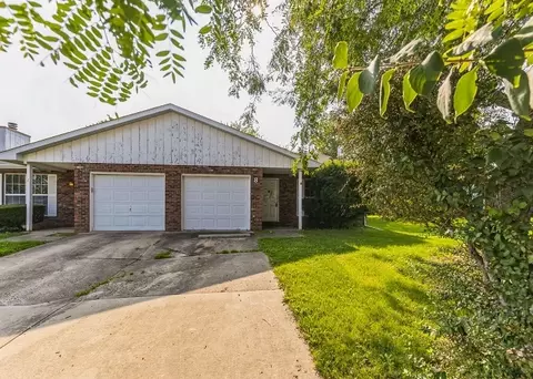 8 Ramona Dr, Belleville, IL 62221 photo 4