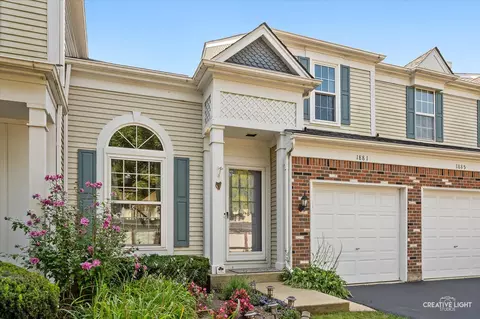 1881 Hastings Ave, Downers Grove, IL 60516