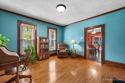 640 N Grove Ave, Elgin, IL 60120 photo 5