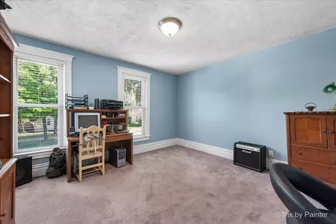 640 N Grove Ave, Elgin, IL 60120 photo 20