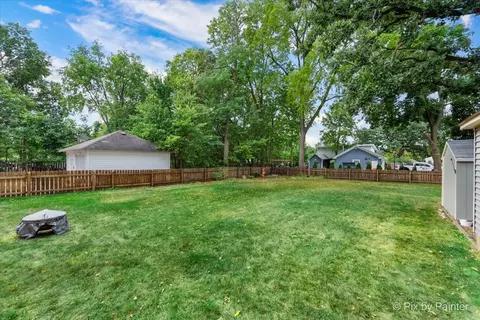 640 N Grove Ave, Elgin, IL 60120 photo 24
