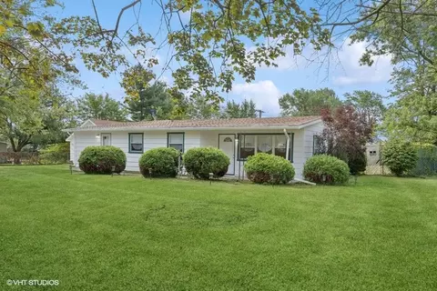 1690 E 223rd St, Sauk Village, IL 60411