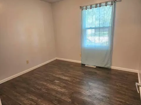 Bedroom - 695 W Clinton St, Kankakee, IL 60901 photo 1 of 2
