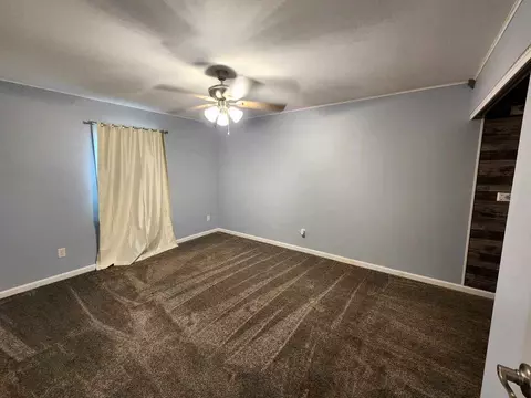 Bedroom - 695 W Clinton St, Kankakee, IL 60901 photo 2 of 2